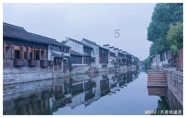 如何批量删除多个Word文档内的指定页面？
